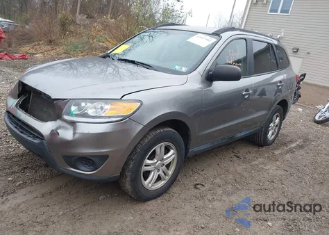 2012 Hyundai Santa Fe Gls z USA, uszkodzony, nr VIN 5XYZG3AB1CG161458